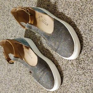 KMB Sparkle silver/gold buckle everyday shoes